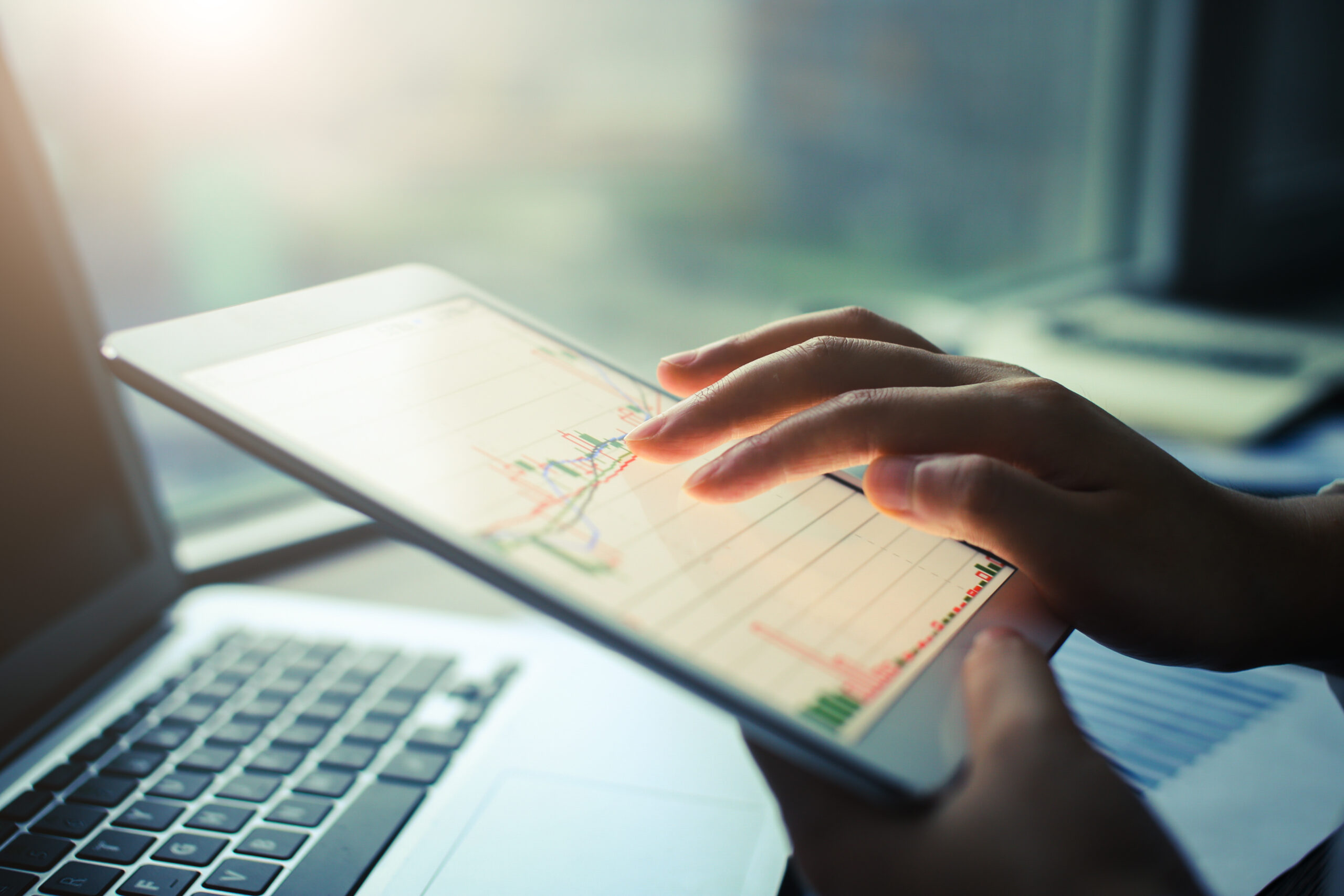 Analyzing Graph On Digital Tablet